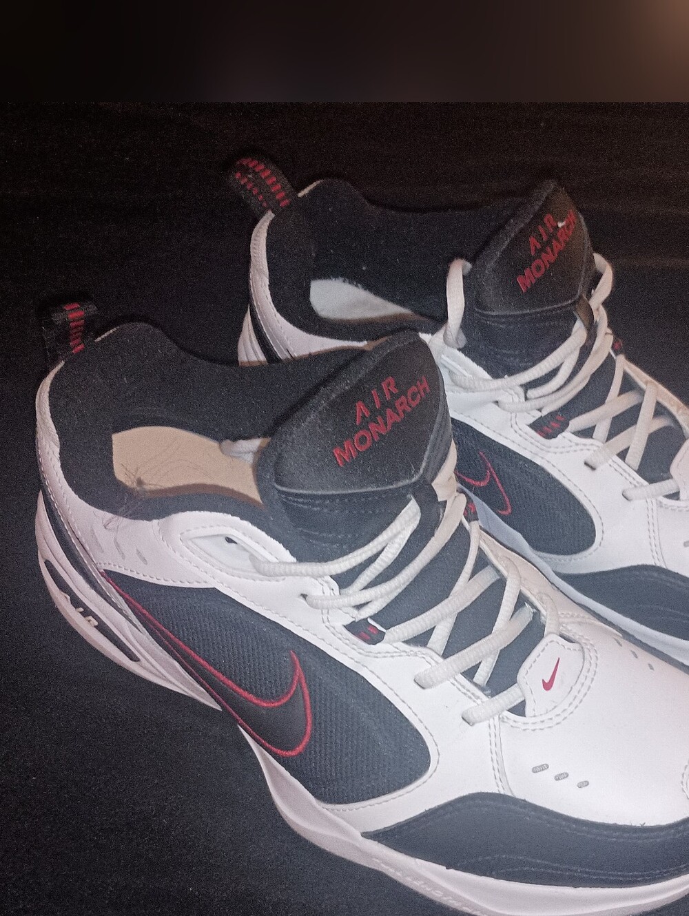 Mens Nike Air Monarch IV Red, Black & White Size 10M In Box Never Worn - Picture 5 of 8